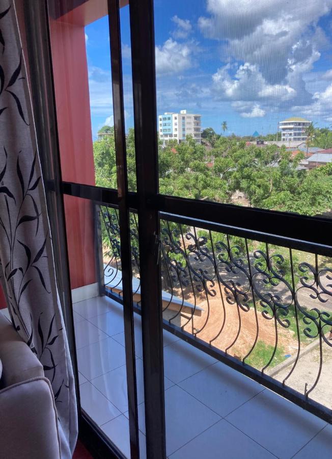 Thegatsbystyle By Jevas Apartman Dár Al-Szalám Kültér fotó